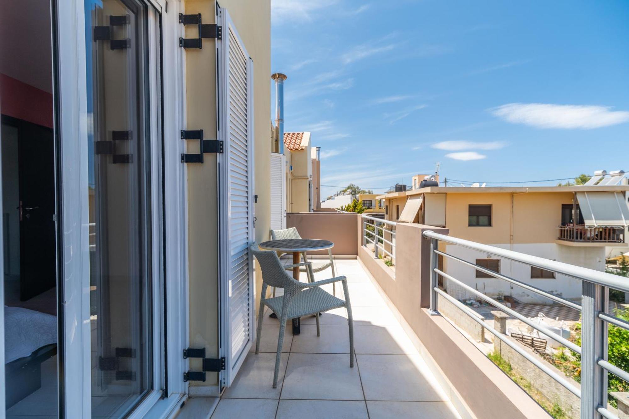 Thomis Beach House Kato Daratso Bagian luar foto