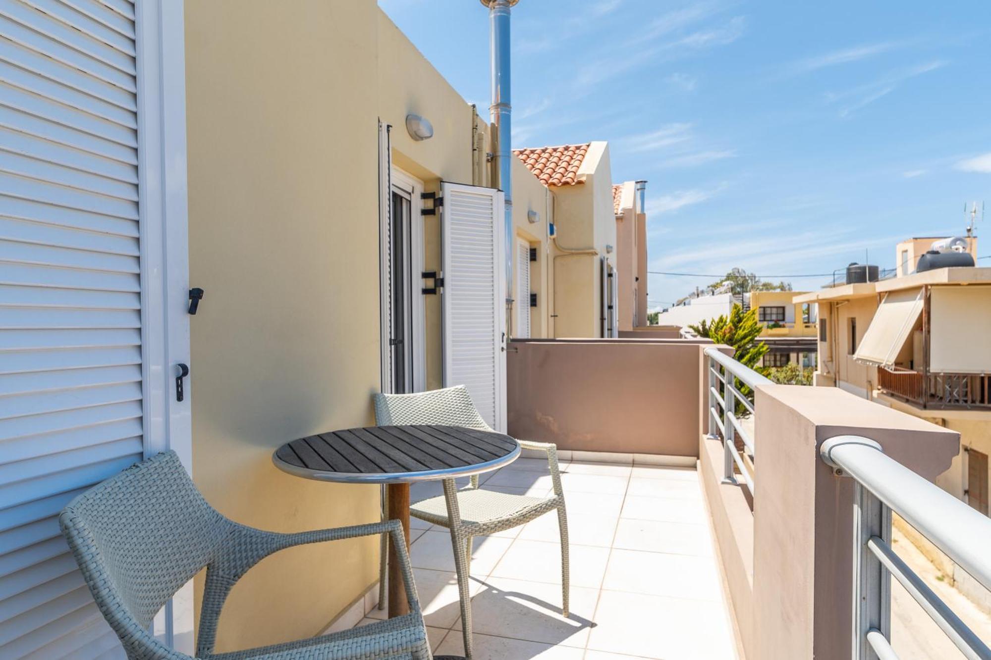 Thomis Beach House Kato Daratso Bagian luar foto
